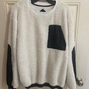 UGG Niko Sherpa Crewneck Pullover, Size Large